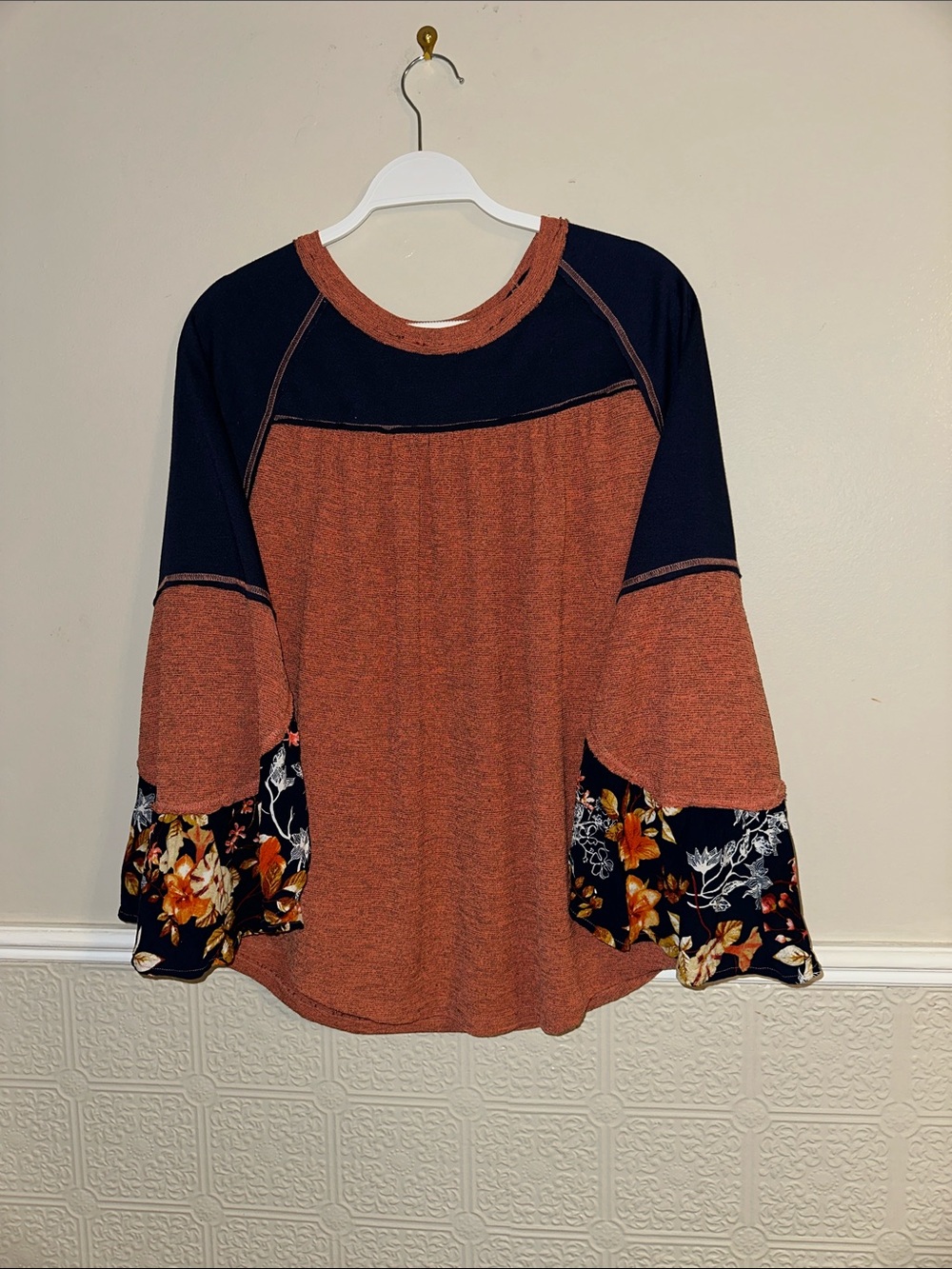 JODIFL Rust and Navy Long Sleeve Mixed-Media Top with Floral Sleeve Panels